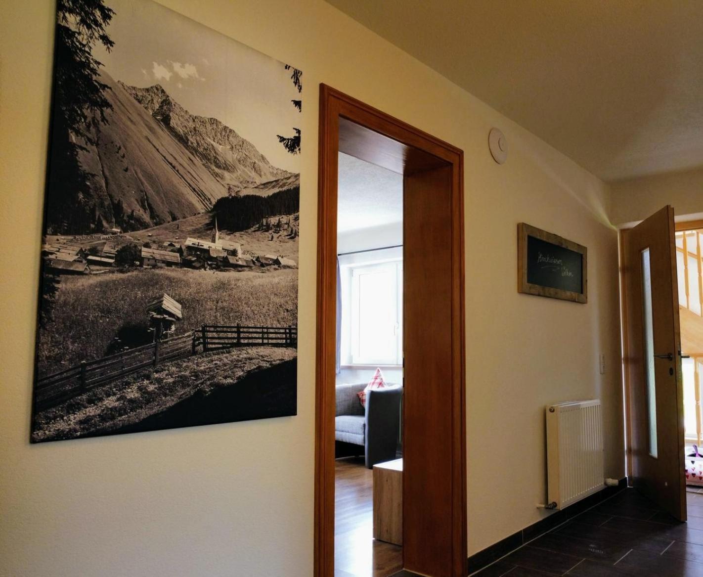 Aparthotels Berwang / Haus Wiesengrund Екстер'єр фото