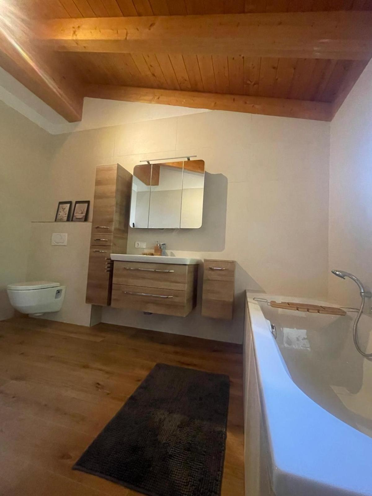 Aparthotels Berwang / Haus Wiesengrund Екстер'єр фото